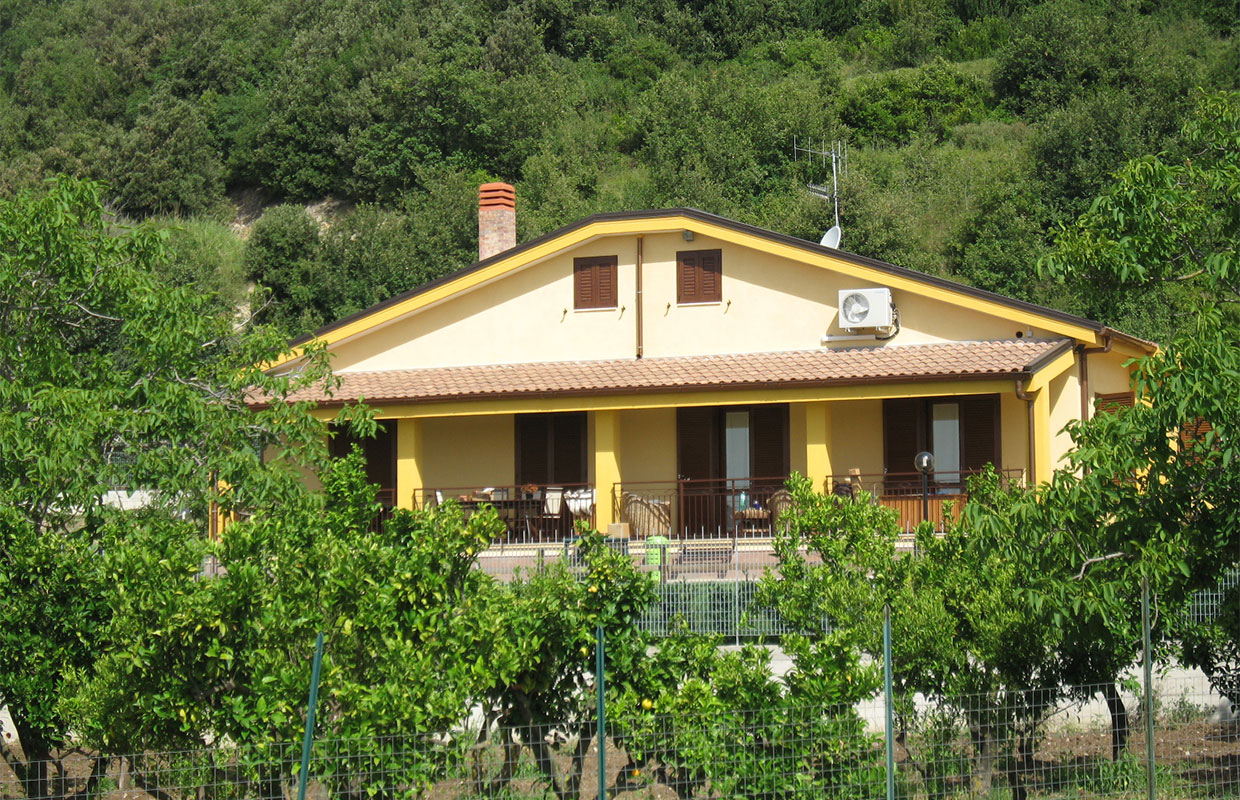 casa gialla salerno